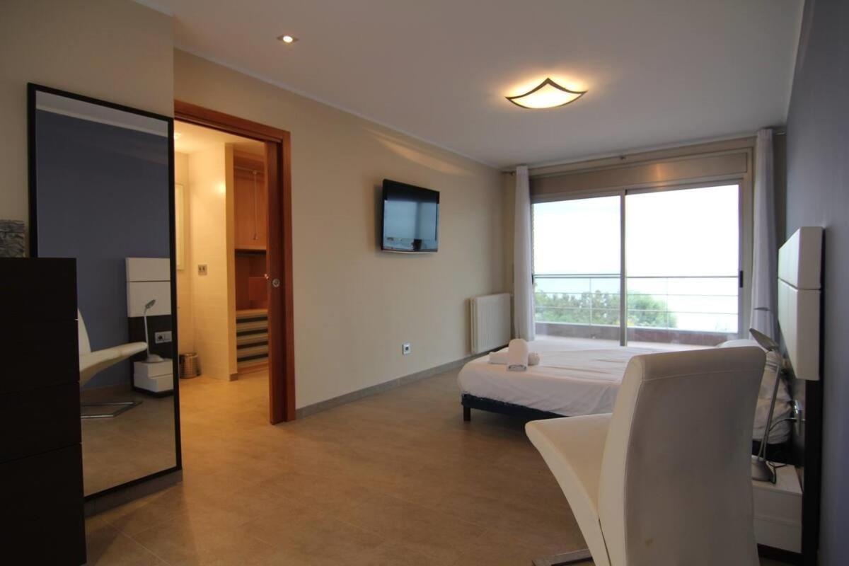 Villa Maricel อัลกานาร์ ภายนอก รูปภาพ
