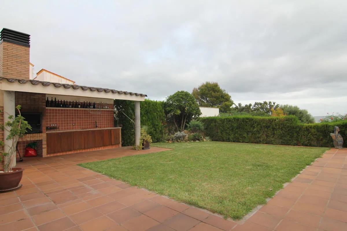 Villa Maricel อัลกานาร์ ภายนอก รูปภาพ